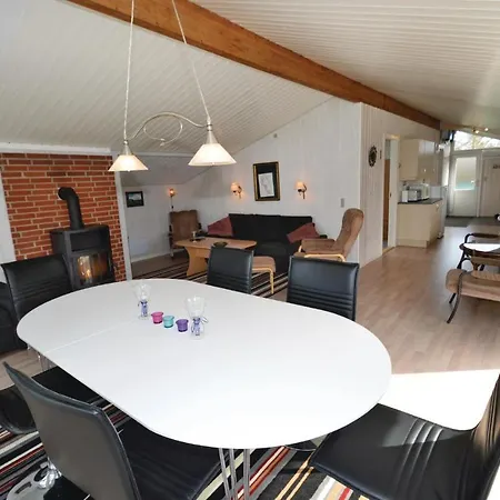 Cozy In With Kitchen * Lokken